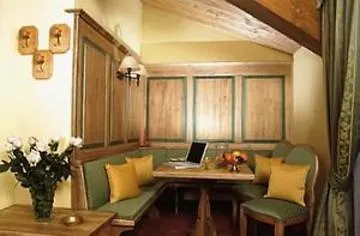 Hotel Cervo Livigno 3*,